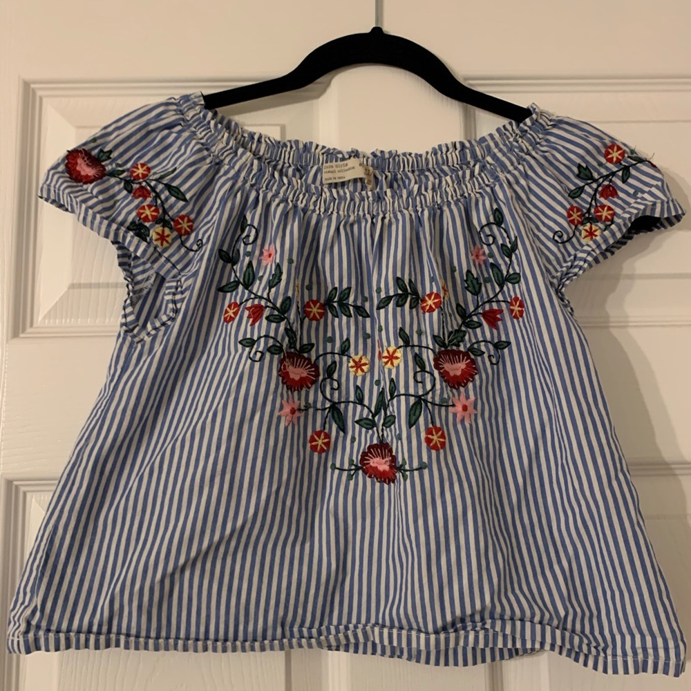 Girls top.  Size 11/12.